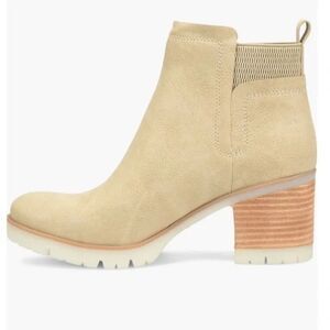 Kork-Ease Elsie NWOT Natural Tan Faux Leather Pull On Booties Sz 10